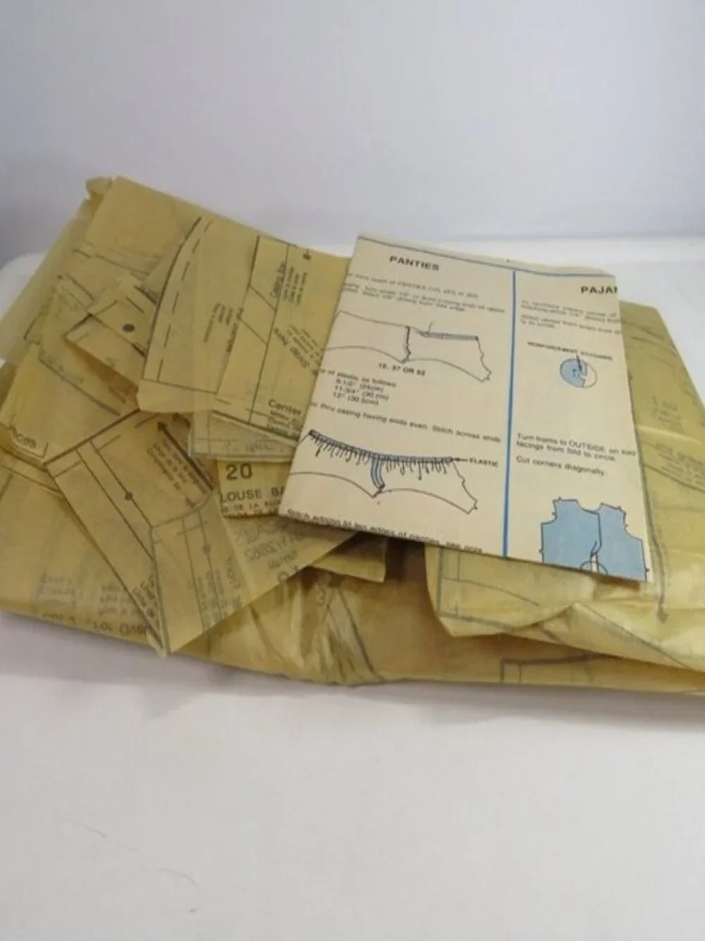 McCalls 2862 -841 DOLL CLOTHES Sewing Pattern (complete)